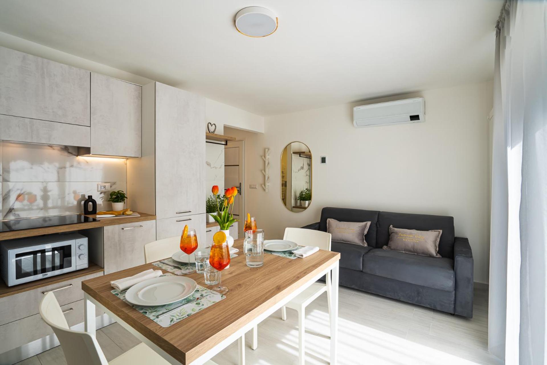 Inaugurazione 2024 - Villa Pratu Apartments A 100 Metri Dal Mare Riccione Exterior foto